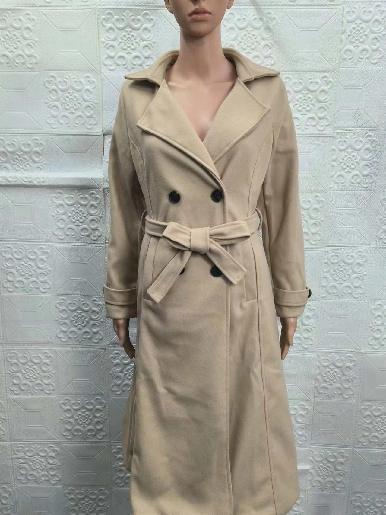 Women Coat: Slim Fit Woolen Coat, Suit Collar & Long Sleeve-Khaki Color Indoor