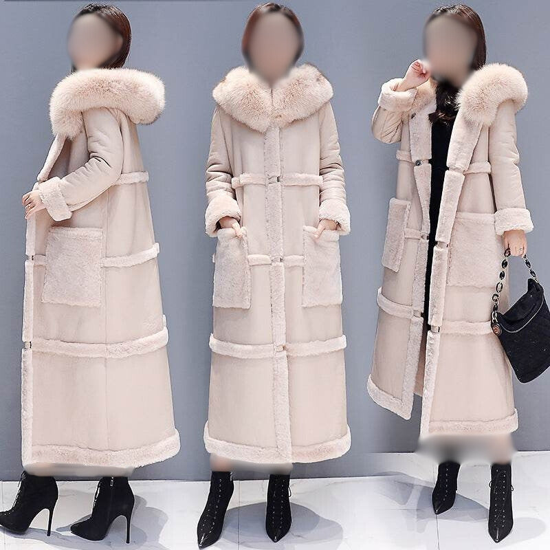 Faux Fur Coat for Women: Fur Collar, Cotton-Padded, Cozy & Stylish - Main Showcasing